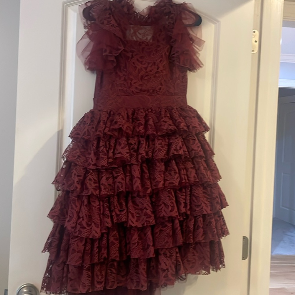 Mia Joy size 12 Color: dark red Worn once or twice zipper is hard to zip!